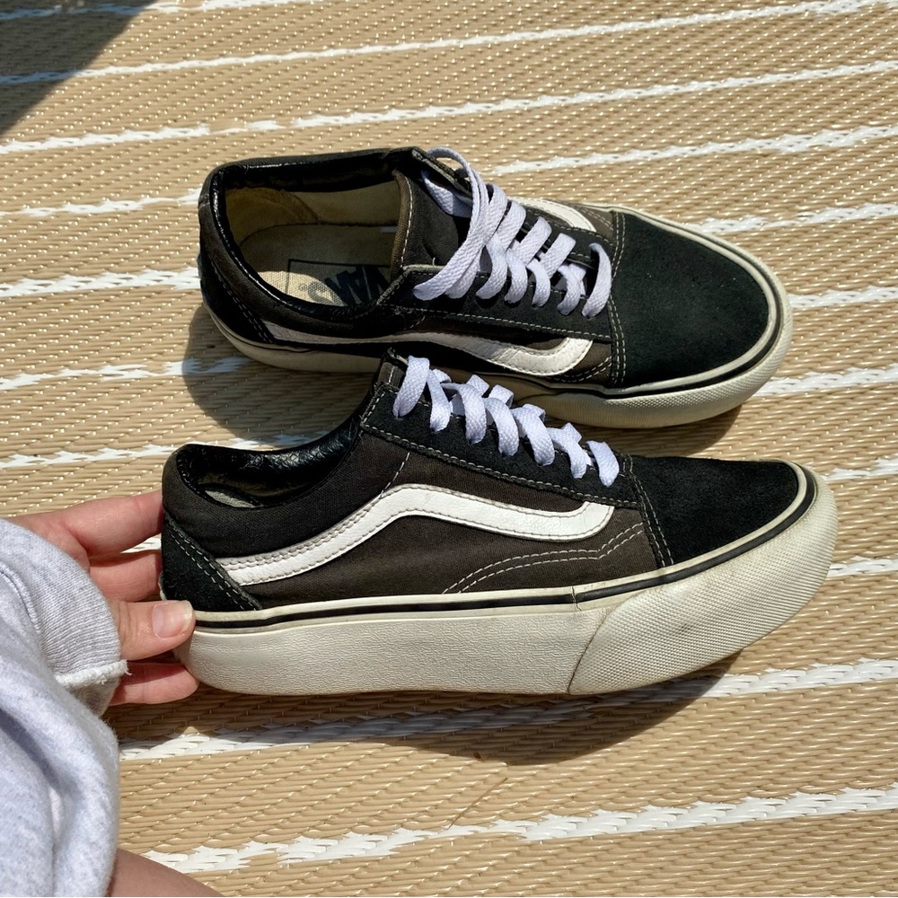 Platform black Vans